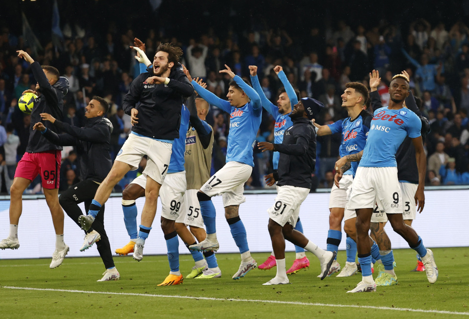 英菲克硬核外设就位！《暗区突围：无限》429全平台上线