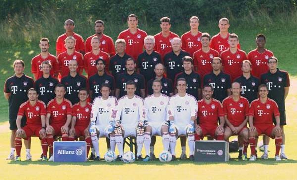 双双继续领跑！阿森纳3-2逆转伯恩茅斯，巴萨2-0西班牙人！